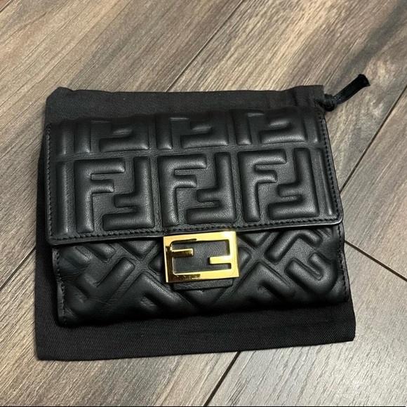 Fendi monogram wallet - Picture 5 of 10